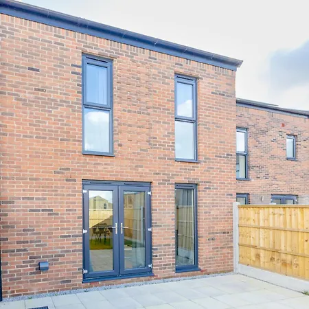 Stunning Modern 3 Bedroom Townhouse - Perfect Getaway Manchester Exterior photo